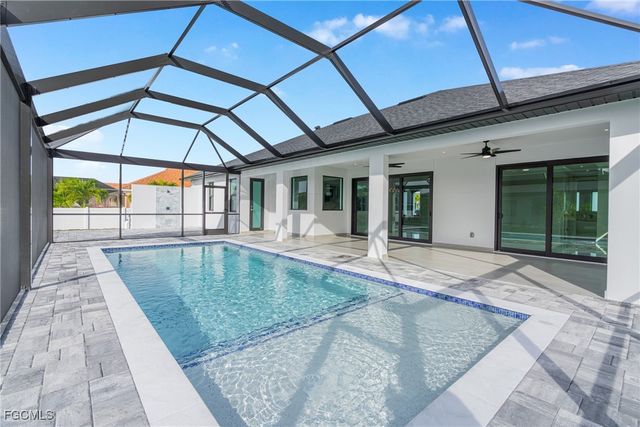 2100 SW 26th ST, Cape Coral, FL 33914