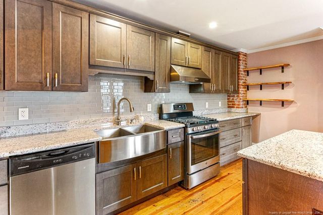 128 John Street, Fayetteville, NC 28305