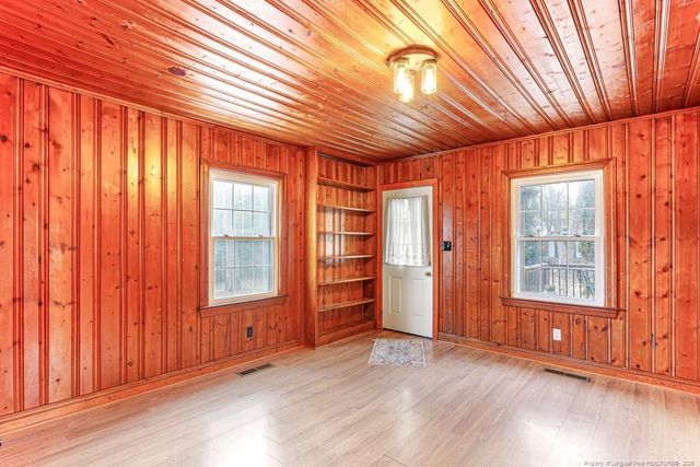 128 John Street, Fayetteville, NC 28305