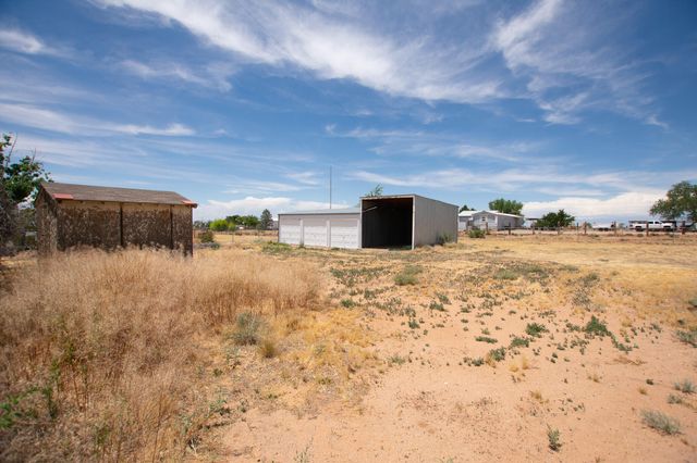 28 Valencia Drive, Los Lunas, NM 87031
