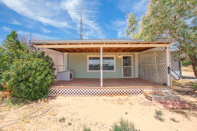 28 Valencia Drive, Los Lunas, NM 87031