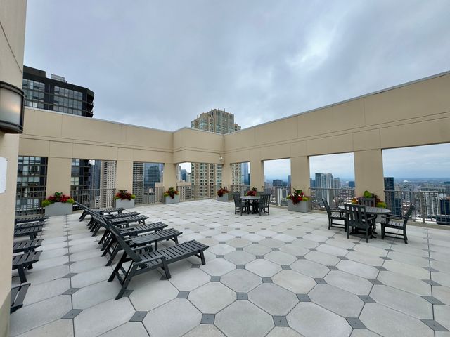 2 E Erie Street 3612, Chicago, IL 60611