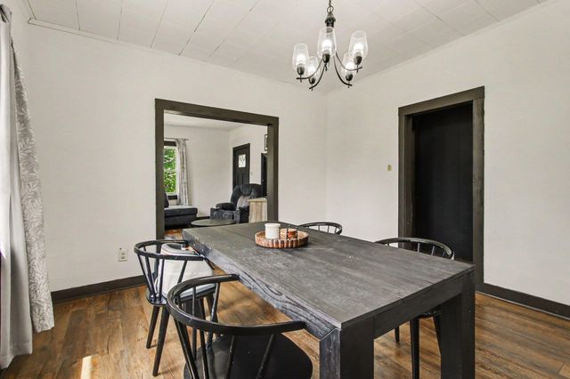406 Henry Street, La Porte, IN 46350