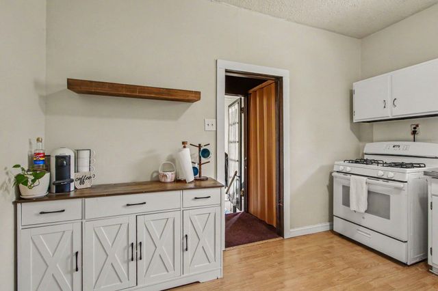 406 Henry Street, La Porte, IN 46350