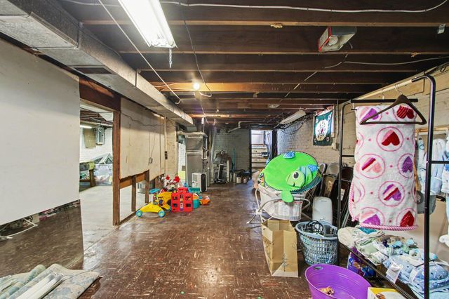 406 Henry Street, La Porte, IN 46350