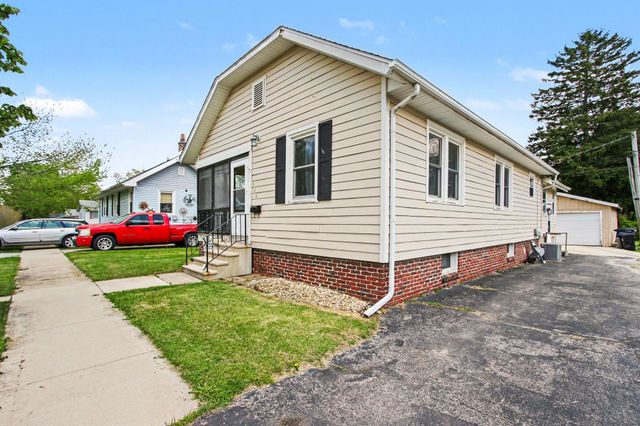 406 Henry Street, La Porte, IN 46350