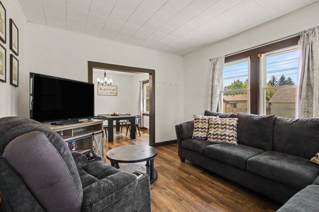406 Henry Street, La Porte, IN 46350