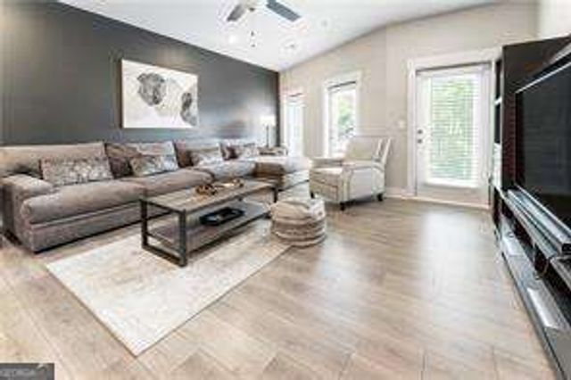 2030 Main Street NW 207, Atlanta, GA 30318