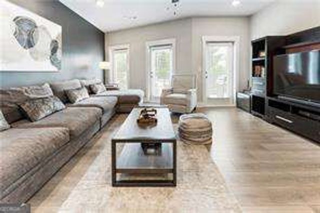 2030 Main Street NW 207, Atlanta, GA 30318