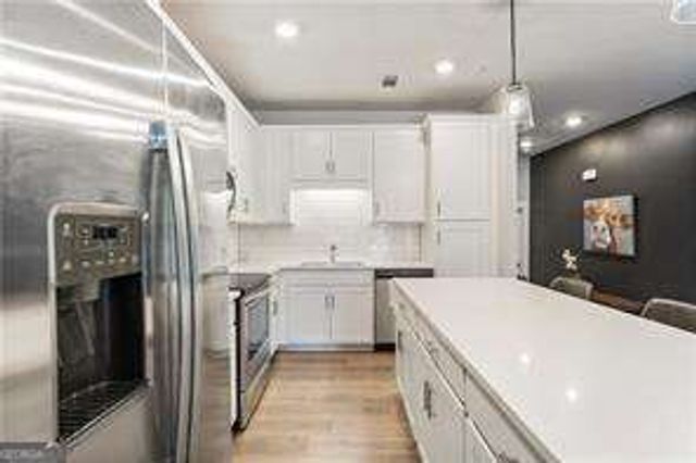 2030 Main Street NW 207, Atlanta, GA 30318