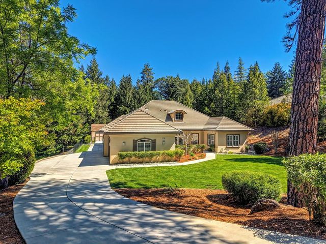 5180 Bella Vista Cir, Foresthill, CA 95631