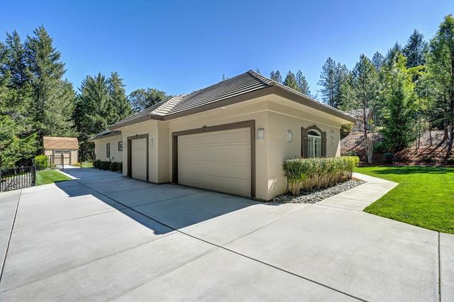 5180 Bella Vista Cir, Foresthill, CA 95631
