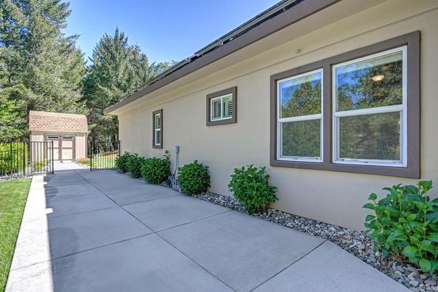 5180 Bella Vista Cir, Foresthill, CA 95631