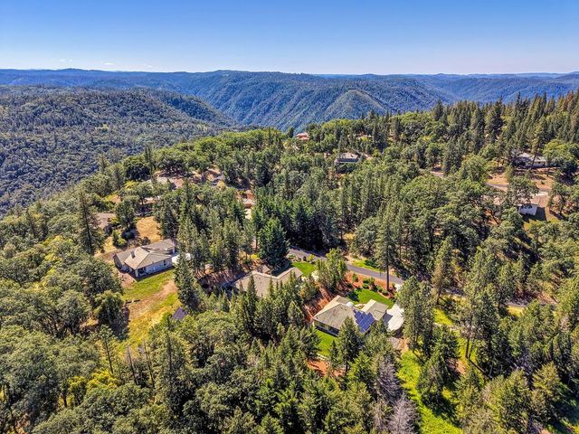 5180 Bella Vista Cir, Foresthill, CA 95631