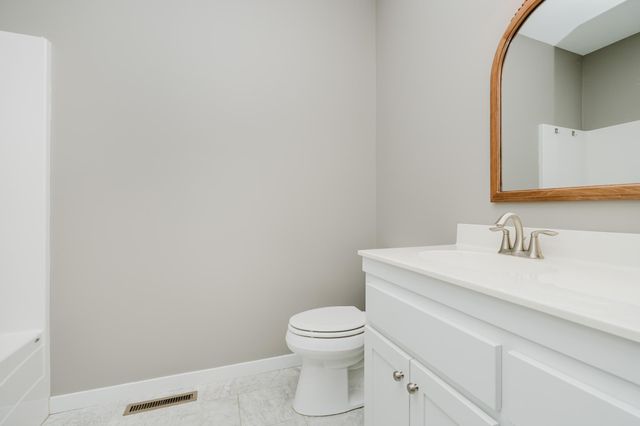 469 Roundhouse Street, Shakopee, MN 55379