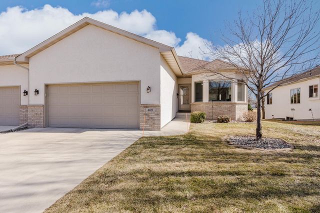 469 Roundhouse Street, Shakopee, MN 55379