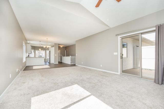 469 Roundhouse Street, Shakopee, MN 55379