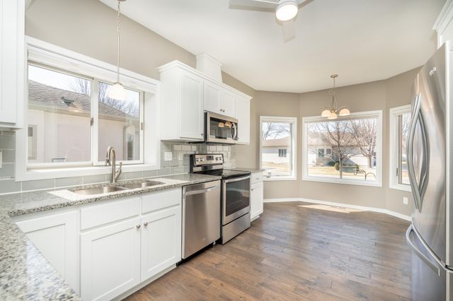 469 Roundhouse Street, Shakopee, MN 55379