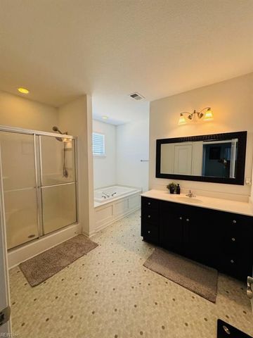 4080 Trenwith LN, Virginia Beach, VA 23456
