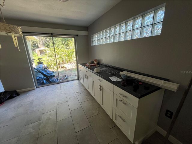 412 W LAKE SUMMIT DRIVE, Winter Haven, FL 33884