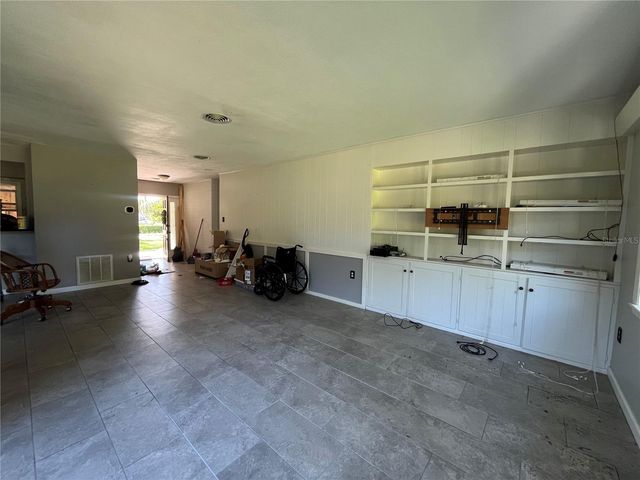 412 W LAKE SUMMIT DRIVE, Winter Haven, FL 33884