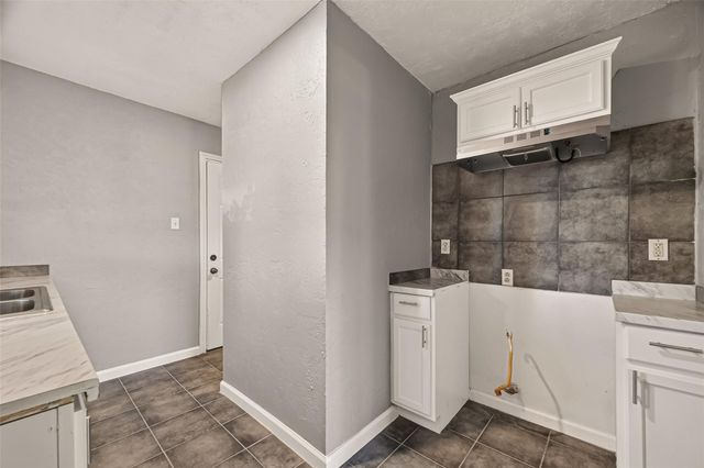 1089 Conklin Street, Houston, TX 77088