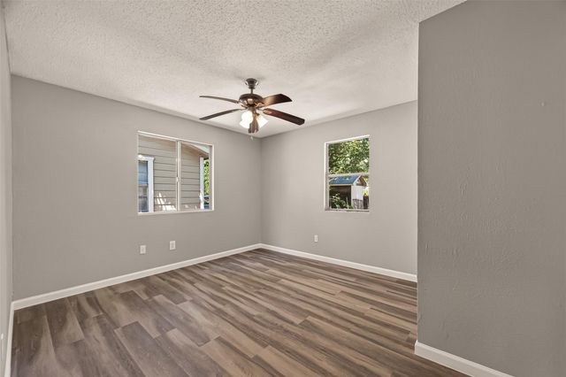 1089 Conklin Street, Houston, TX 77088