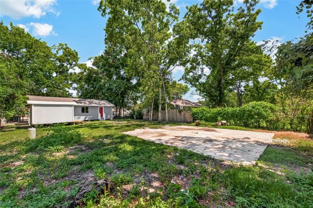 1089 Conklin Street, Houston, TX 77088
