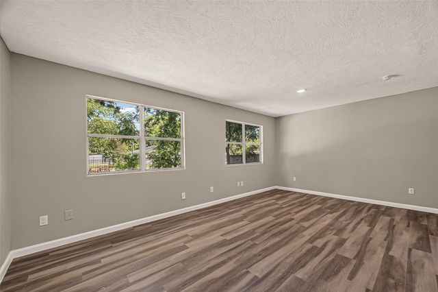 1089 Conklin Street, Houston, TX 77088