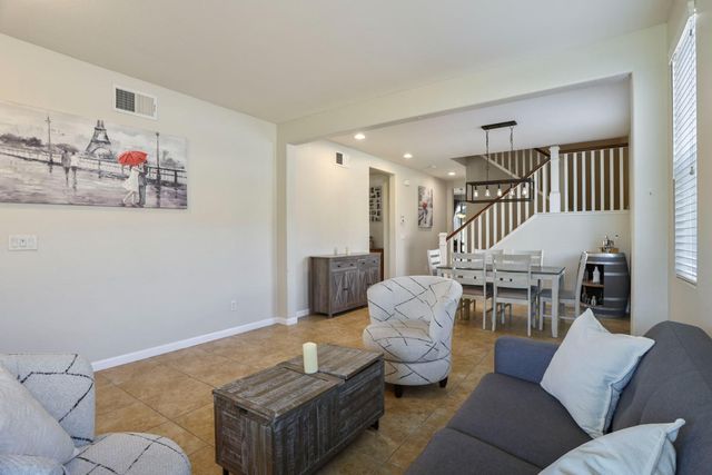 1047 Lindo Ct, Manteca, CA 95337