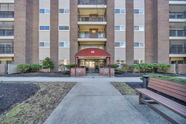 66 Main St 47A, Stoneham, MA 02180