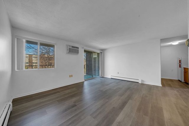 66 Main St 47A, Stoneham, MA 02180