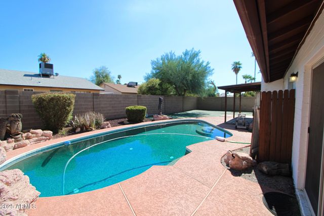 621 W LOS LAGOS VISTA Avenue, Mesa, AZ 85210