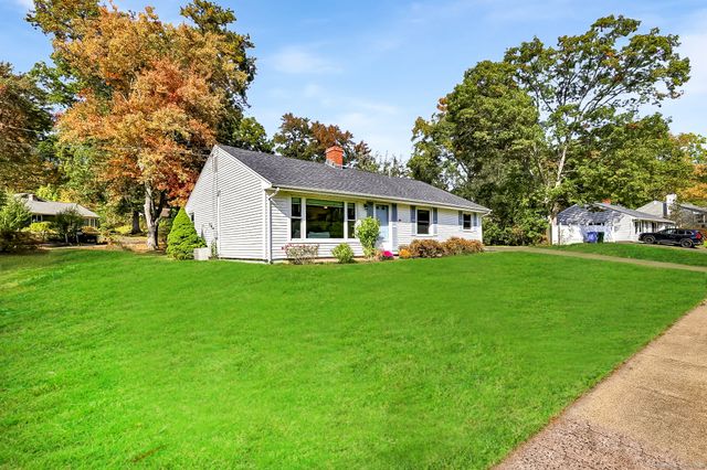 54 Kondracki Lane, Wallingford, CT 06492