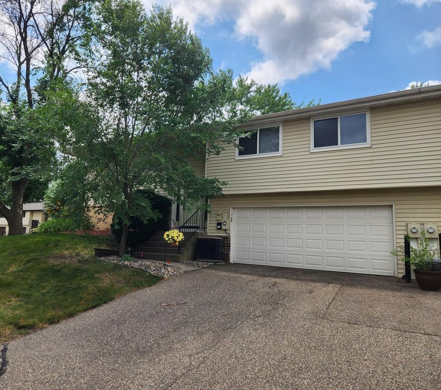 4444 Woodgate Court, Eagan, MN 55122