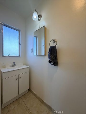 6350 E Barbanell, Long Beach, CA 90815