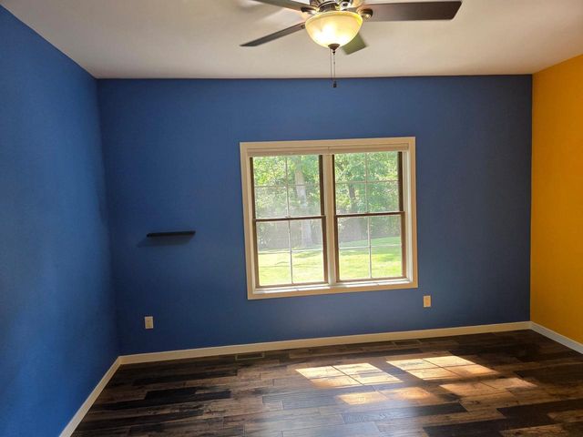 763 Coyote Ct Court, Deerfield, WI 53531