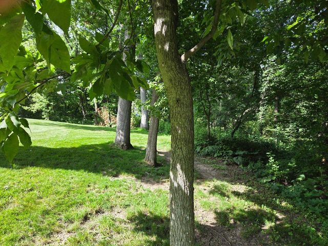 763 Coyote Ct Court, Deerfield, WI 53531