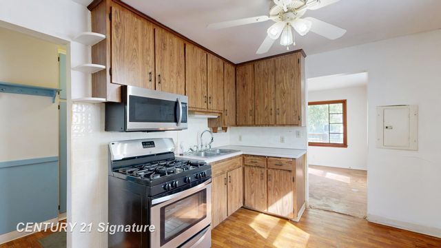 3303 W Lyndon Avenue, Mt Morris, MI 48504