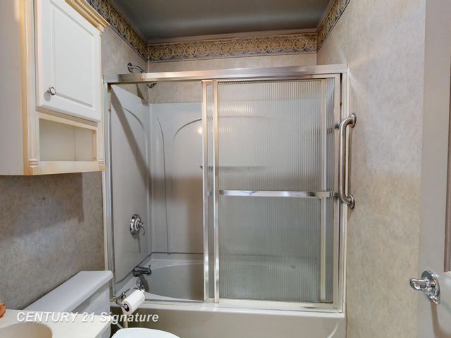 3303 W Lyndon Avenue, Mt Morris, MI 48504