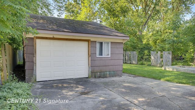 3303 W Lyndon Avenue, Mt Morris, MI 48504