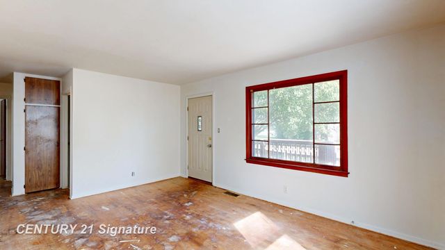 3303 W Lyndon Avenue, Mt Morris, MI 48504