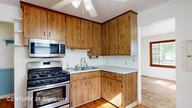 3303 W Lyndon Avenue, Mt Morris, MI 48504