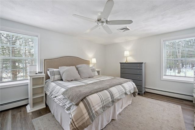 10 Mesa Drive, North Kingstown, RI 02852