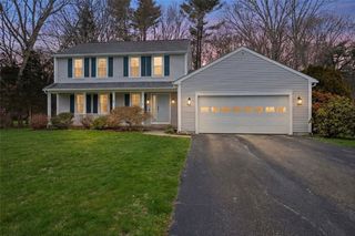 10 Mesa Drive, North Kingstown, RI 02852