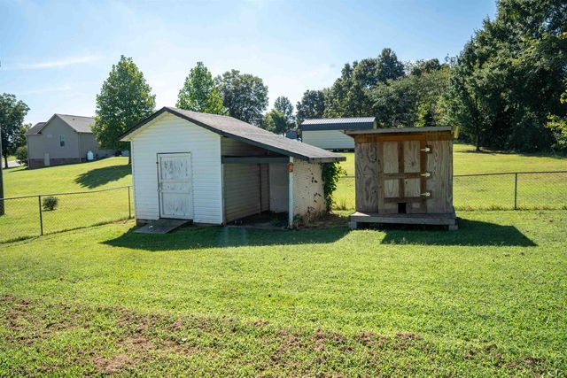 571 Burnetts Road, Chesnee, SC 29323