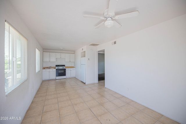 9606 N 11TH Avenue 105, Phoenix, AZ 85021