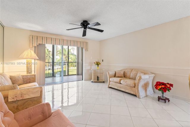 190 SE 5th Ave 202, Dania Beach, FL 33004