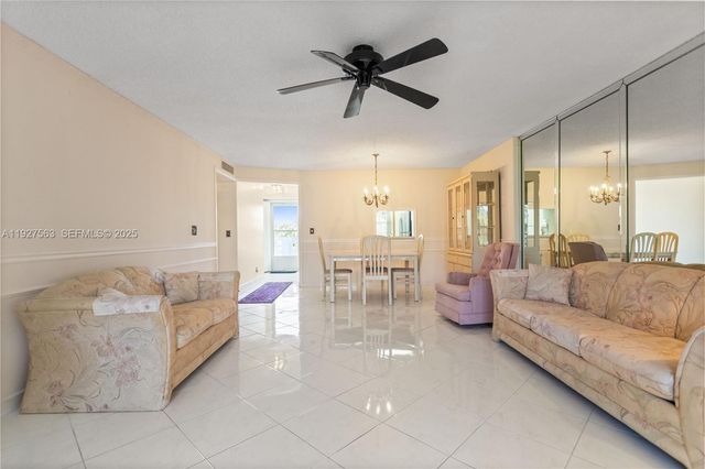 190 SE 5th Ave 202, Dania Beach, FL 33004