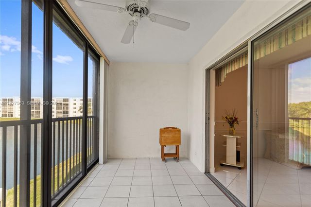 190 SE 5th Ave 202, Dania Beach, FL 33004